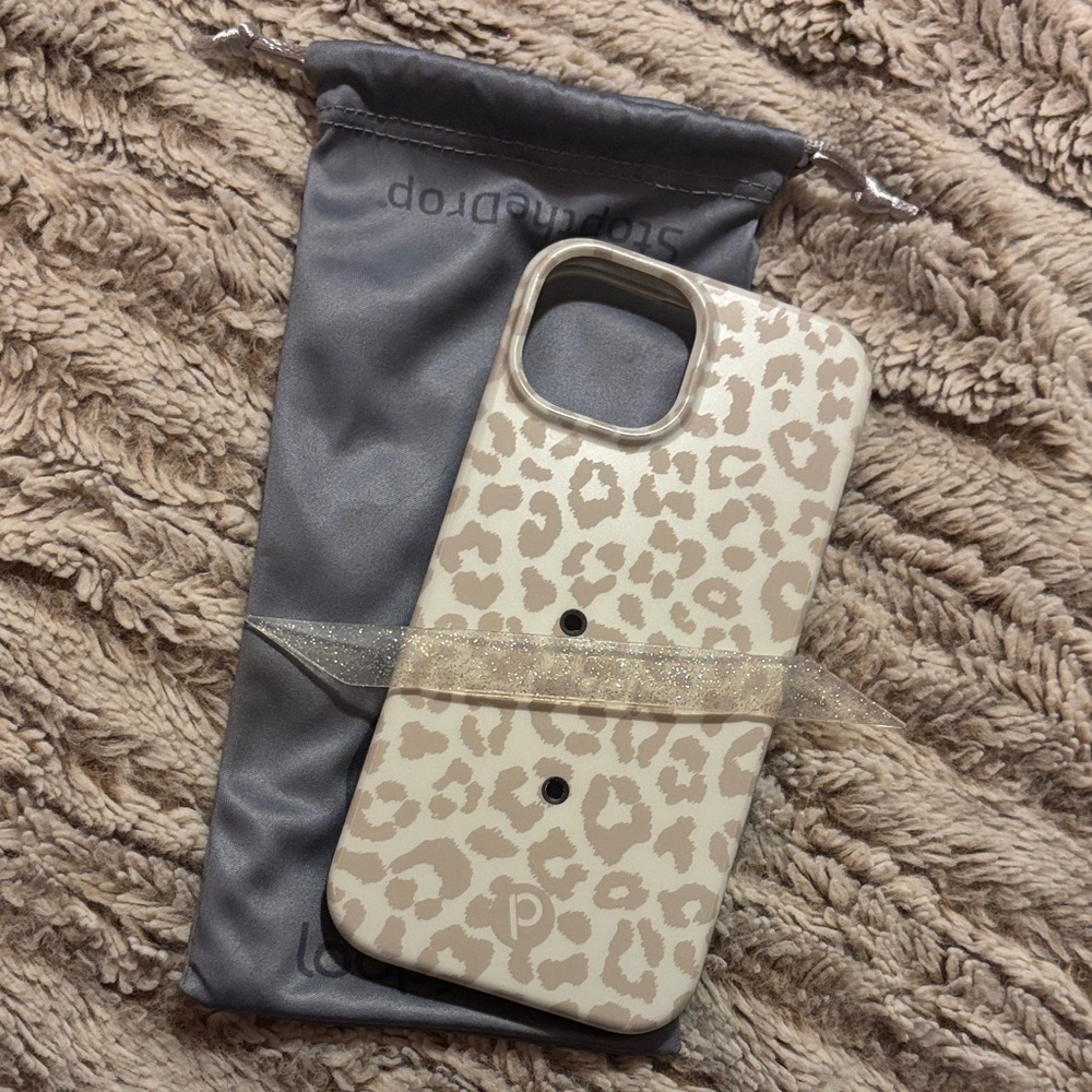Loopy Case iPhone 15